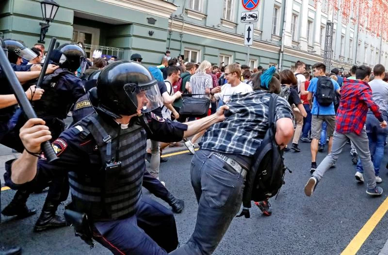 Σε εξέλιξη σχέδιο αποσταθεροποίησης: Στήνουν «πλατεία Μεϊντάν» στην Μόσχα – Ο ρόλος των δυτικών μυστικών υπηρεσιών